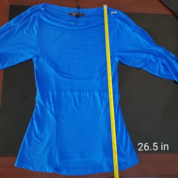 BCBG maxazira blue cold shoulder top - Picture 5 of 8